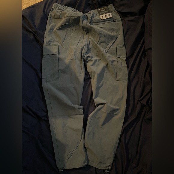 Banana Republic Cargo Tech Joggers M - Picture 6 of 6